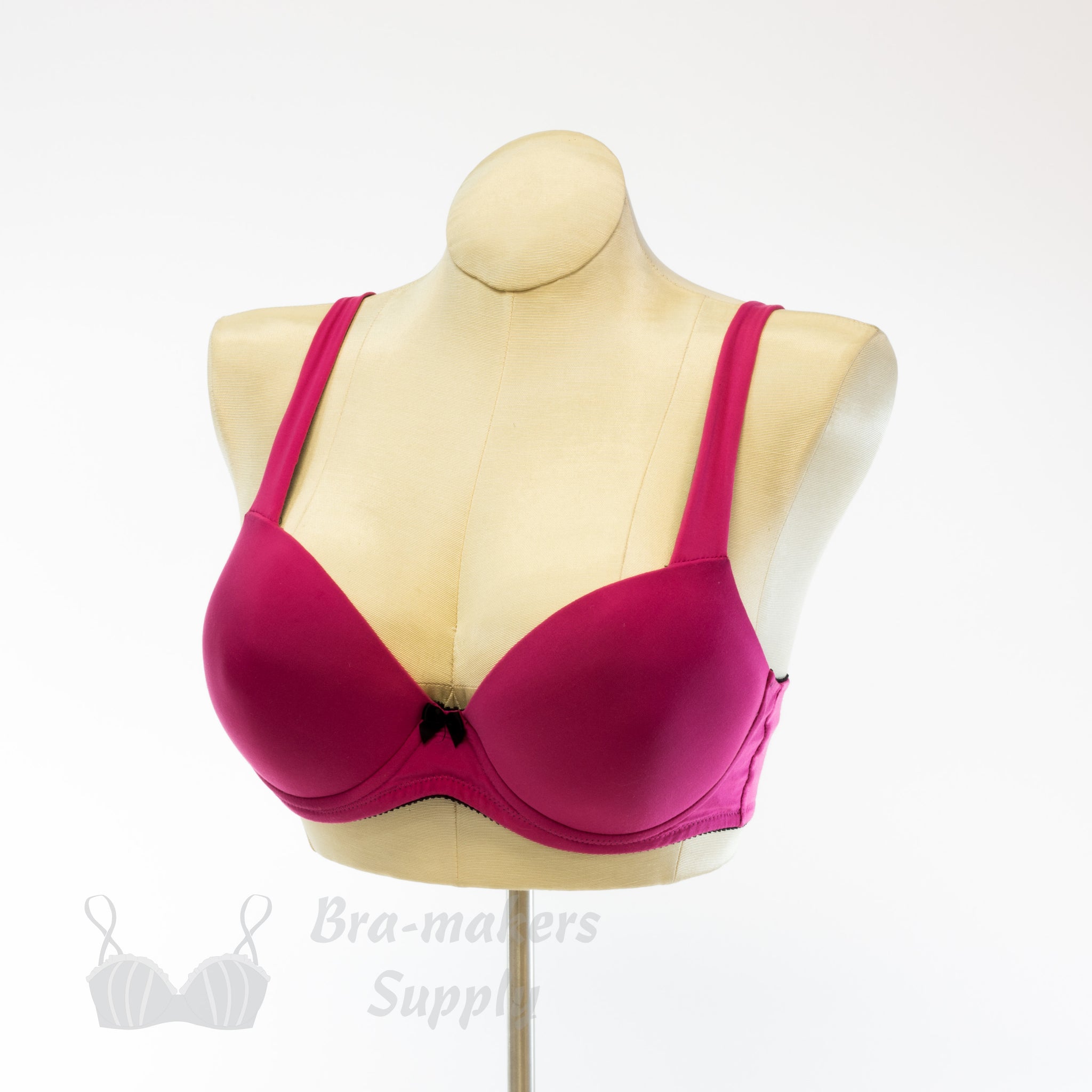 How to sew a foam cup on a bra ?